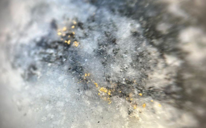 Cover Image for Astral Resources continues to unearth gold at Mandilla with latest drilling results