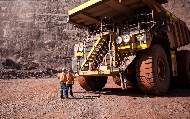 Cover Image for OZ Minerals recommends BHP’s takeover offer, Endeavour Group’s national gambling operator faces 62 charges and ASX scraps blockchain project