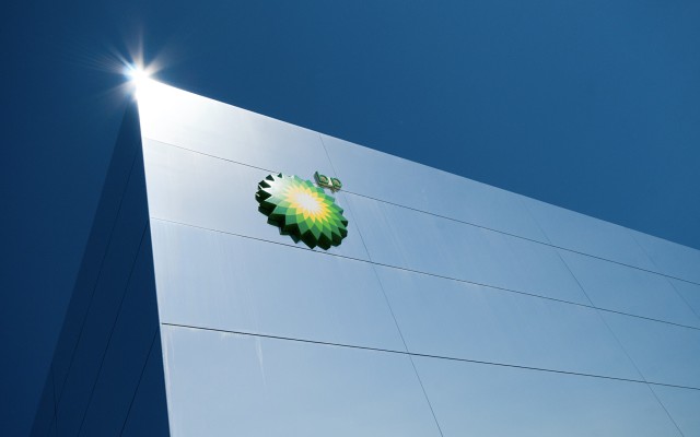 Cover Image for Triangle Energy and Pilot Energy lock in offtake agreement with BP Singapore for Cliff Head oil production